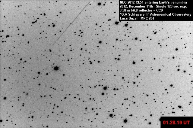 2012 XE54_20121211_01.28.19.UT